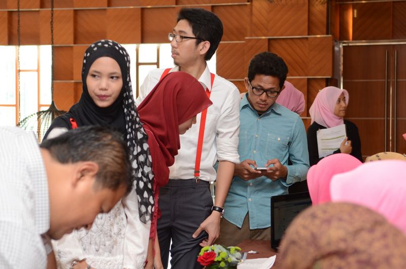 Hi tea alumni  14  016